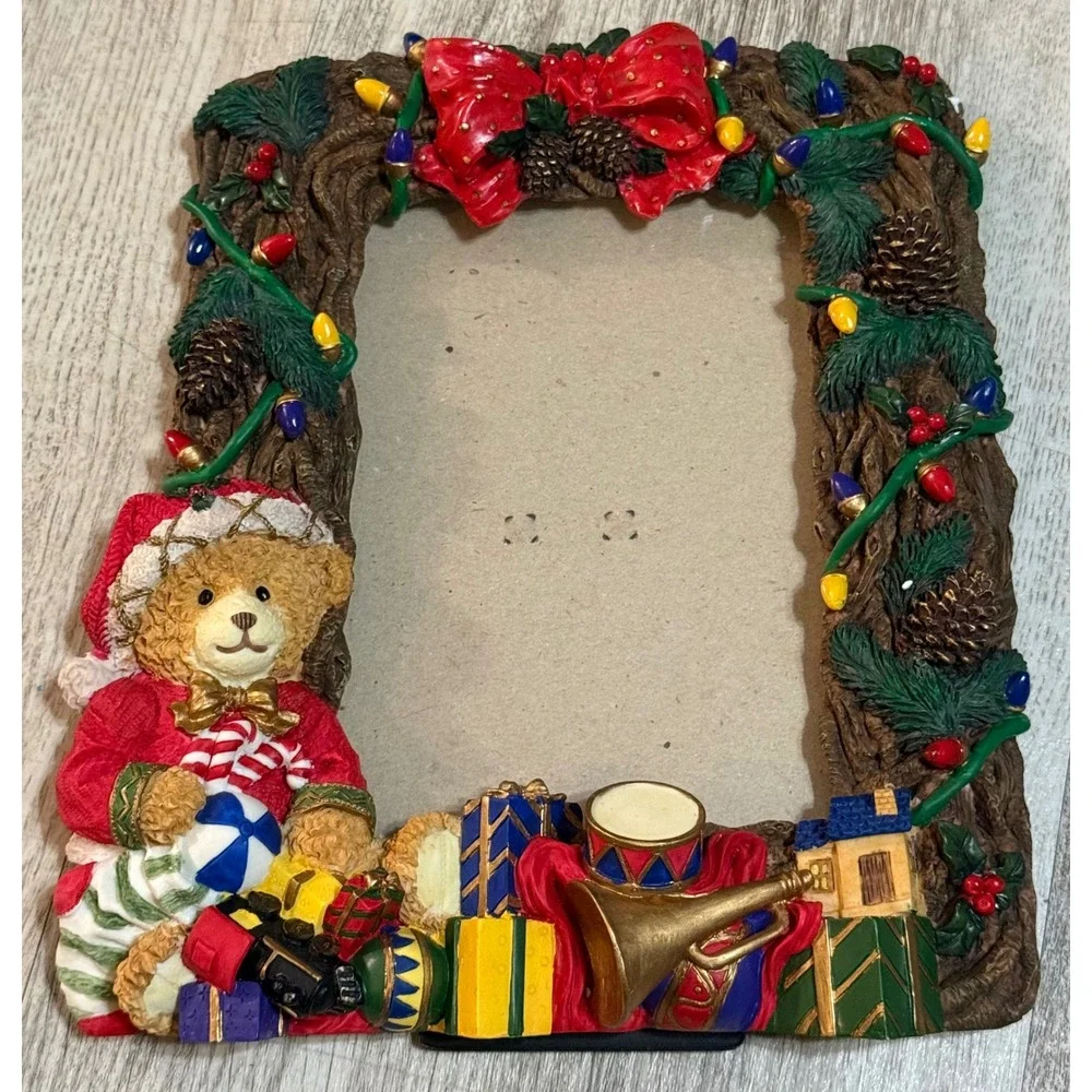 Vintage CWC Christmas Teddy Bear 3D Resin Picture Frame Holiday Decor 8x8.5